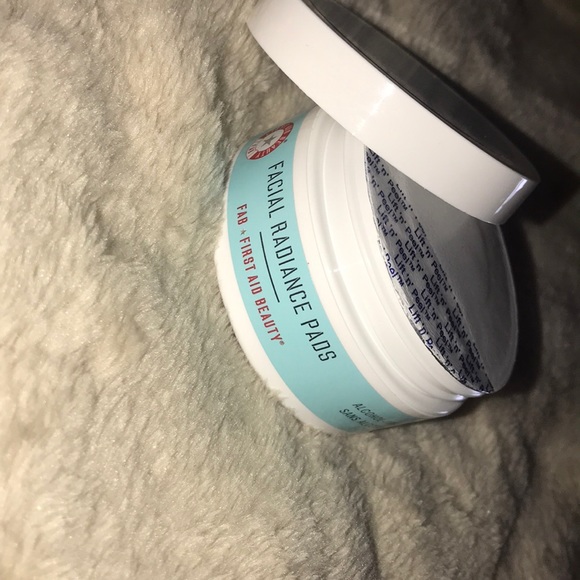 Facial radiance pads - Picture 2 of 2